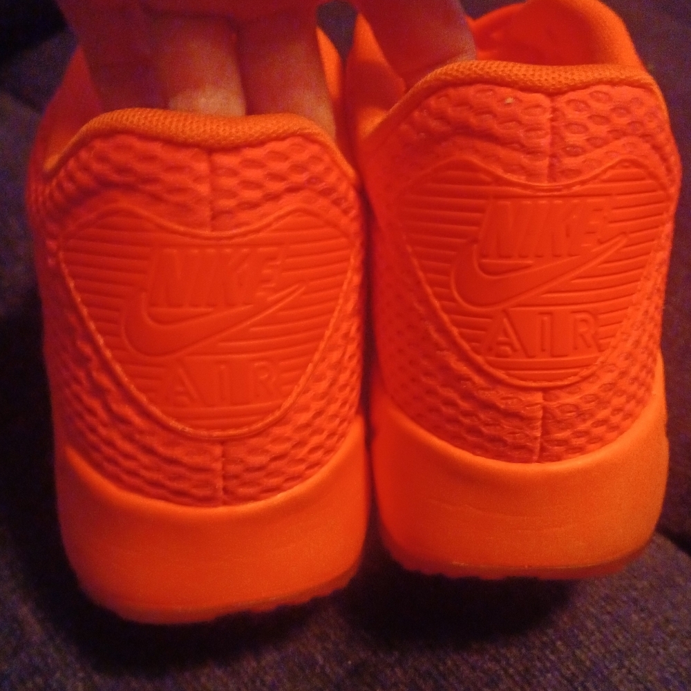 Nike Air Max 90 Ultra BR Sneakers in Total Crimson Size 9.5 EUC - Picture 3 of 5